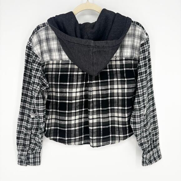 American Eagle Black and White Oversized Plaid Cropped Hoodie Size XS - Picture 4 of 8
